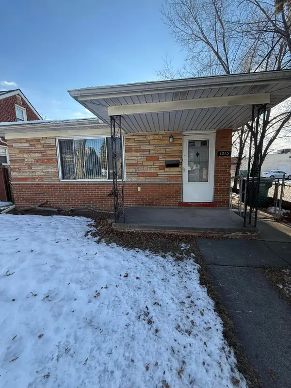 1215 Mill Street, Lincoln Park, MI 48146