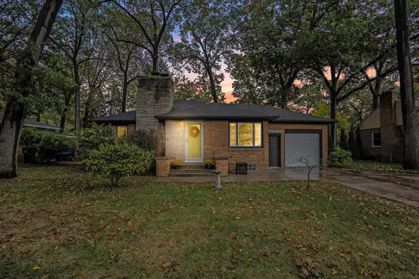 3494 Seneca Drive, Norton Shores, MI 49441