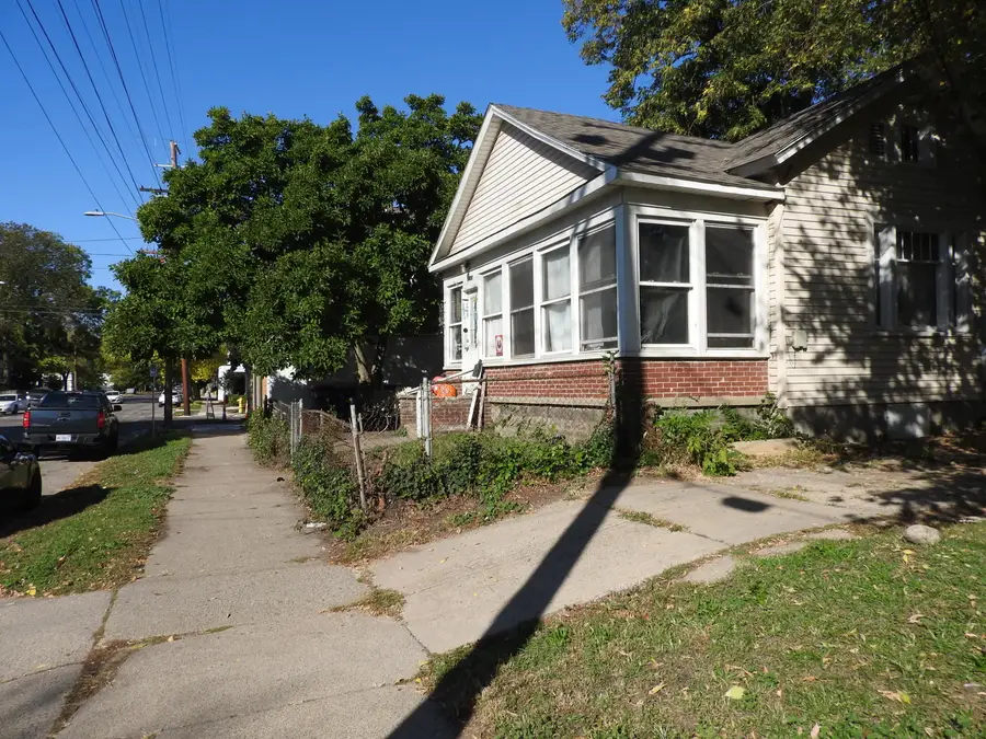 823 W Fulton Street W, Grand Rapids, MI 49504 - Image #2