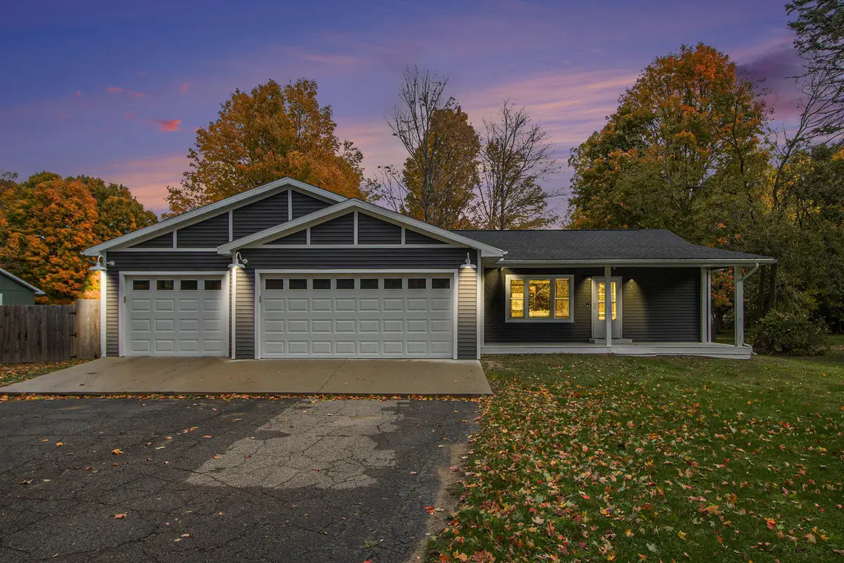 12359 Sprinkle Road S, Vicksburg, MI 49097 - Image #1