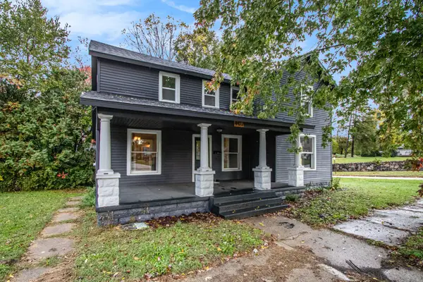 402 Michigan Avenue, Dowagiac, MI 49047