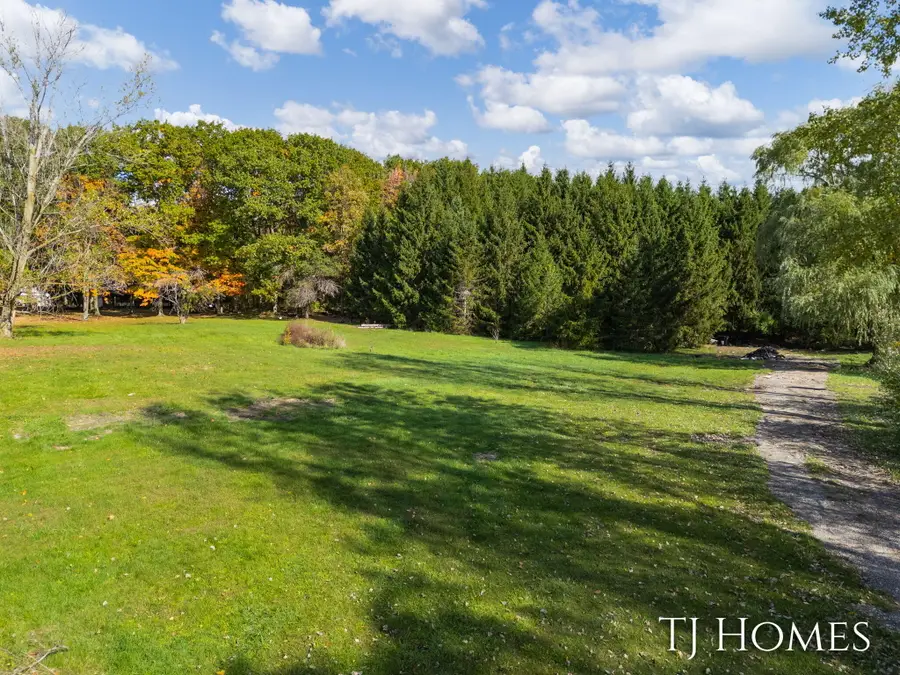 2861 84th Street Se, Caledonia, MI 49316 - Image #2