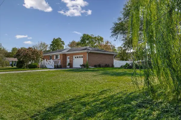 112 Butternut Street, Three Oaks, MI 49128