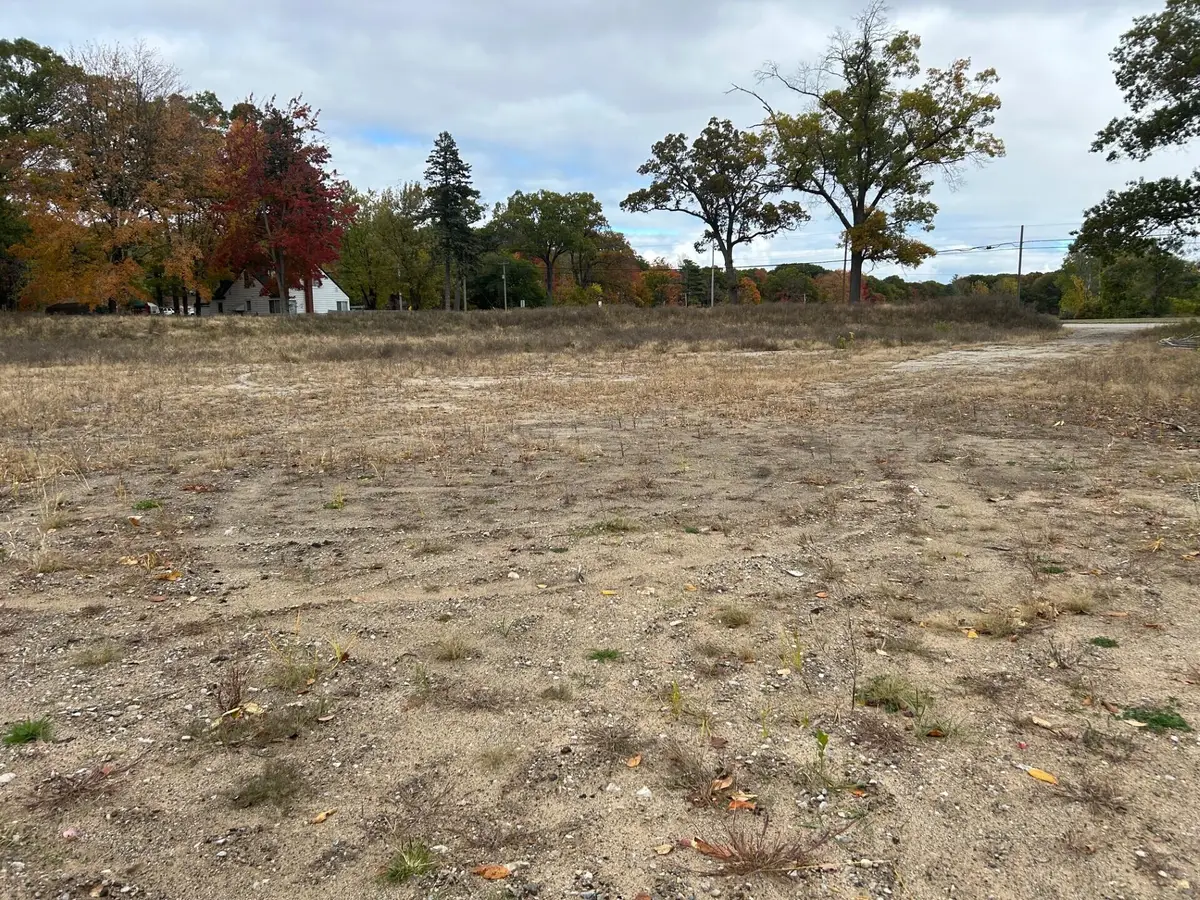 3437 S Getty Street, Norton Shores, MI 49444 - Image #1