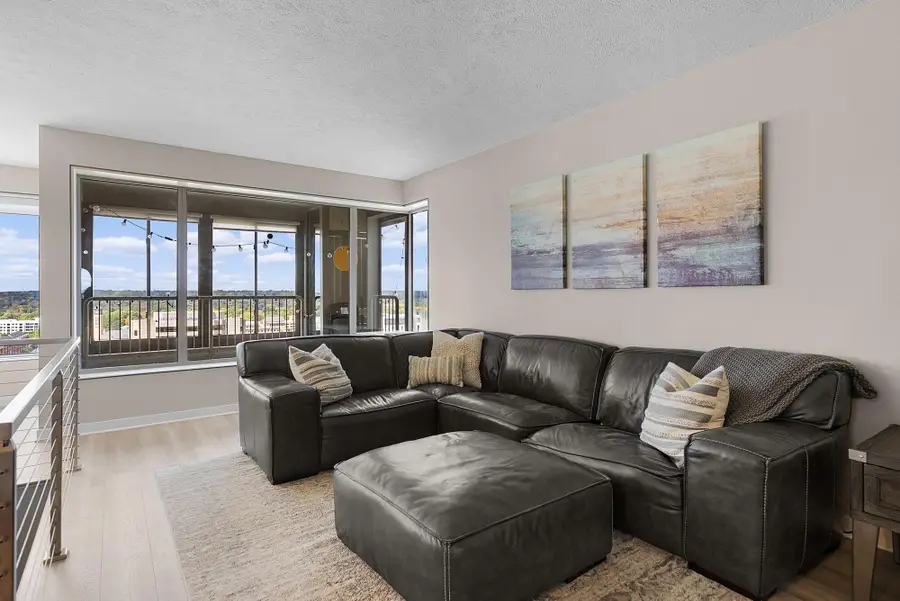 124 Campau Circle Nw, Grand Rapids, MI 49503 - Image #3