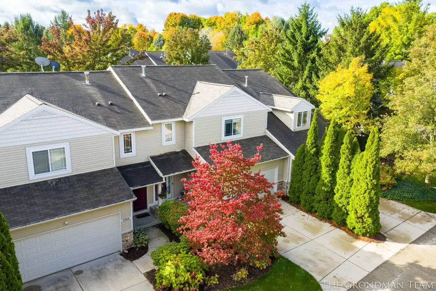 7356 Cactus Cove Sw, Byron Center, MI 49315 - Image #2