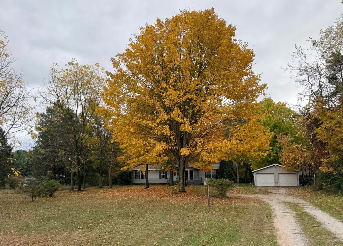 4223 W Arthur Road, New Era, MI 49446 - Image #1