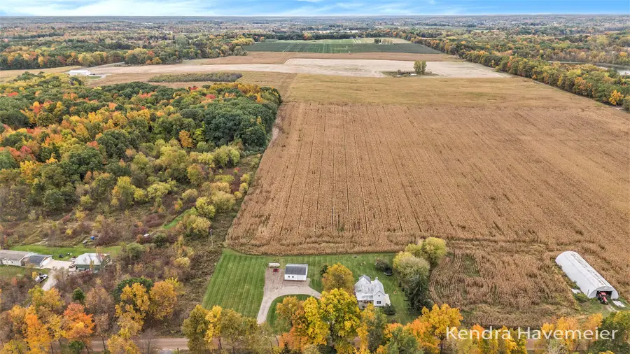 12558 7 Mile Road Ne, Belding, MI 48809 - Image #2
