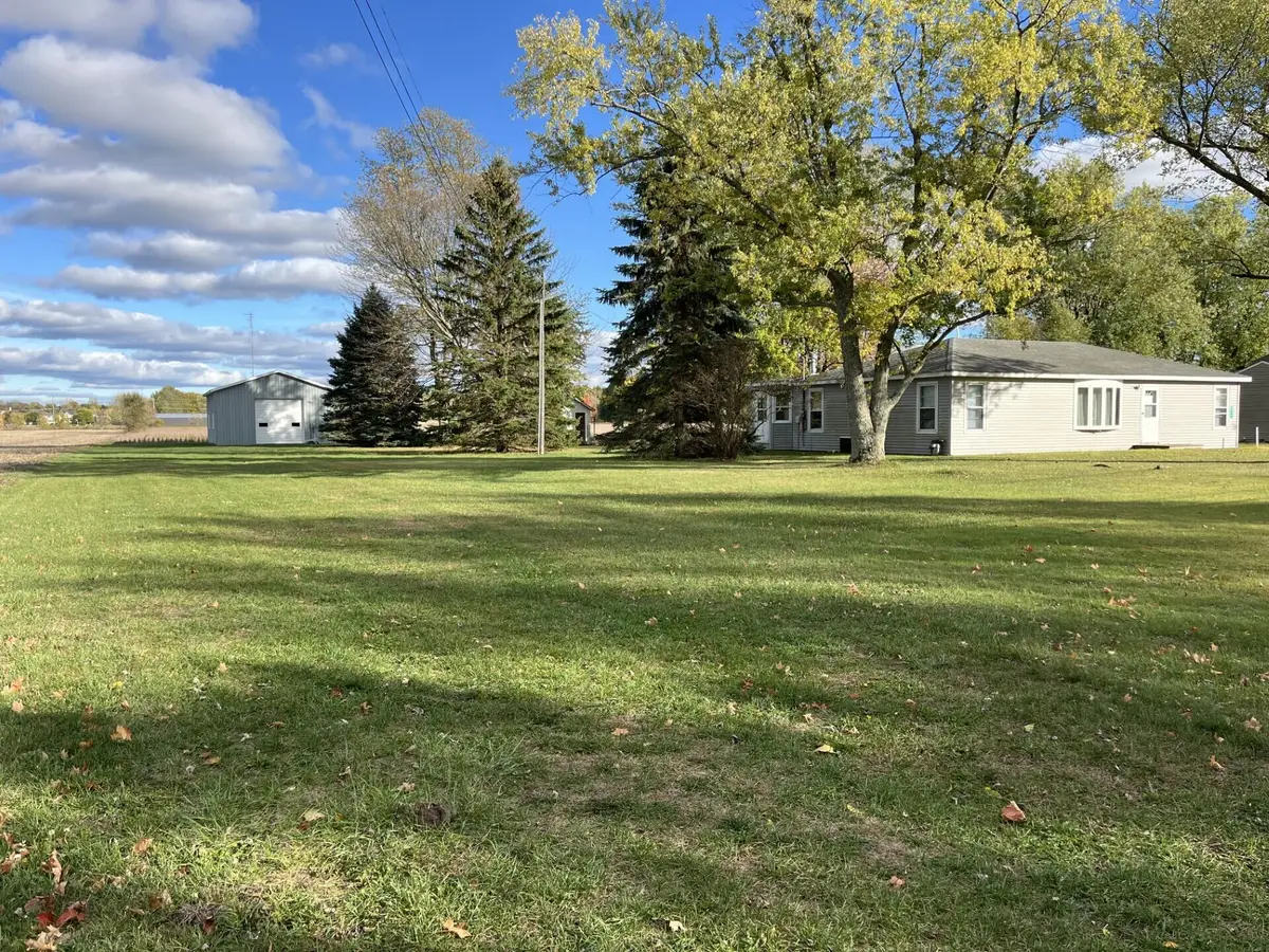 4711 Scottdale Road, Saint Joseph, MI 49085 - Image #1