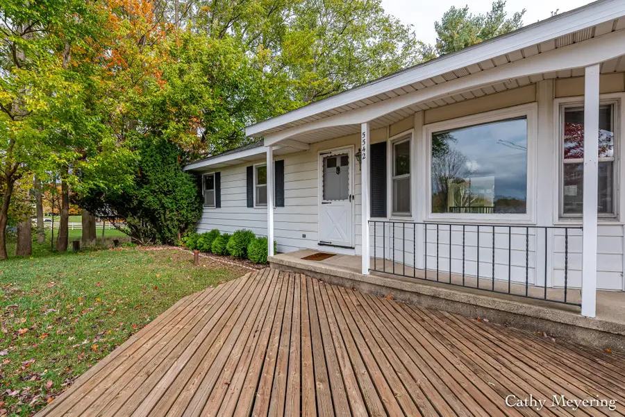 5542 Canal Avenue Sw, Wyoming, MI 49418 - Image #2