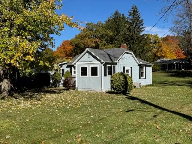 417 Clinton Street, Jonesville, MI 49250 - Image #1