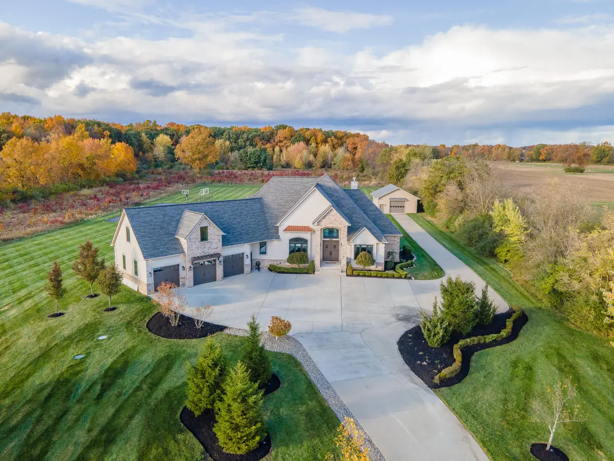 94 W Willis Road, Saline, MI 48176 - #1