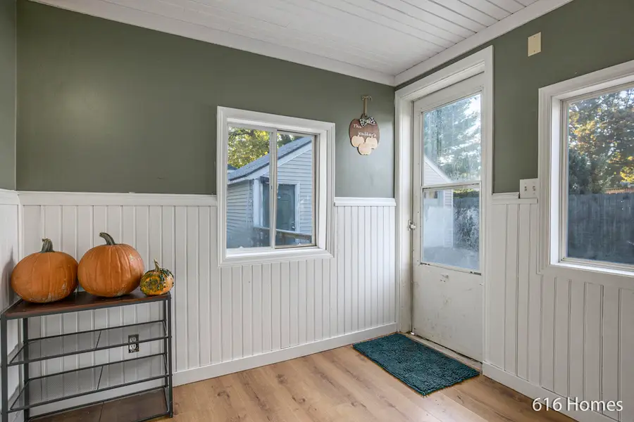 2262 Meurs Court Sw, Wyoming, MI 49519 - Image #3