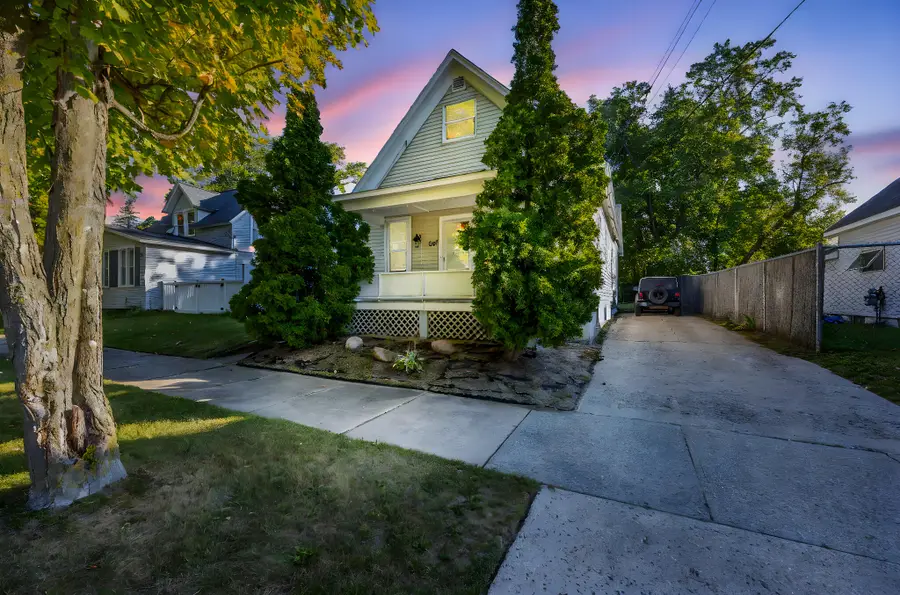 607 Maple Street, Cadillac, MI 49601 - Image #2