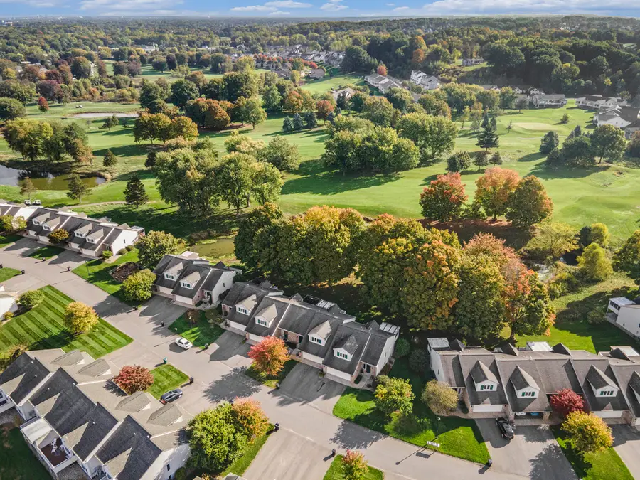 5954 Gleneagle Drive, Hudsonville, MI 49426 - Image #2