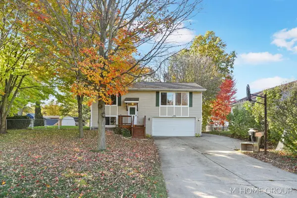 11957 Barnard Street, Grand Haven, MI 49417