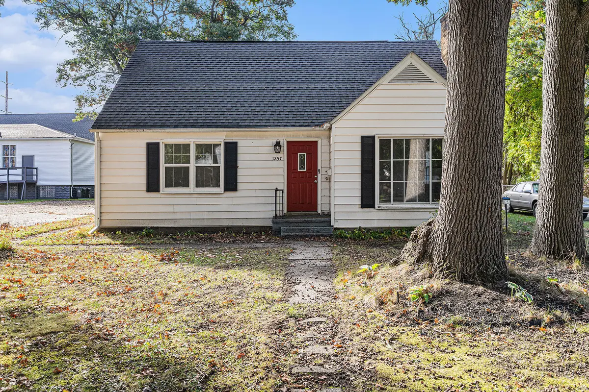 1257 Leonard Avenue, Muskegon, MI 49442 - Image #1