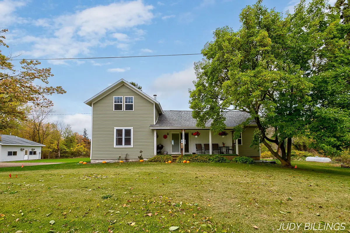 1676 68th Street, Fennville, MI 49408 - Image #1
