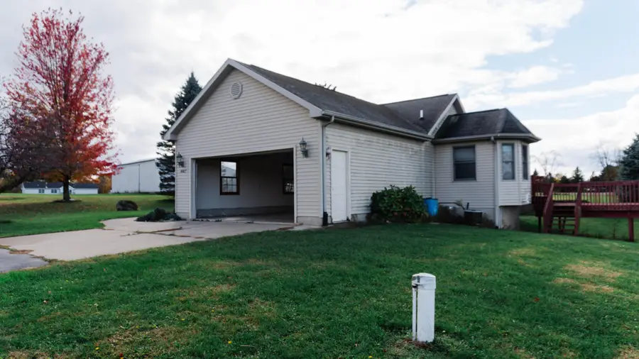 4087 N Gunnell Road, Dimondale, MI 48821 - Image #2