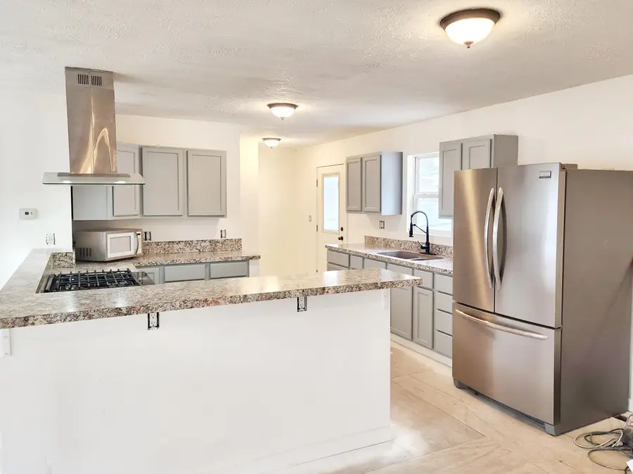 2580 N Mundy Avenue, White Cloud, MI 49349 - Image #3