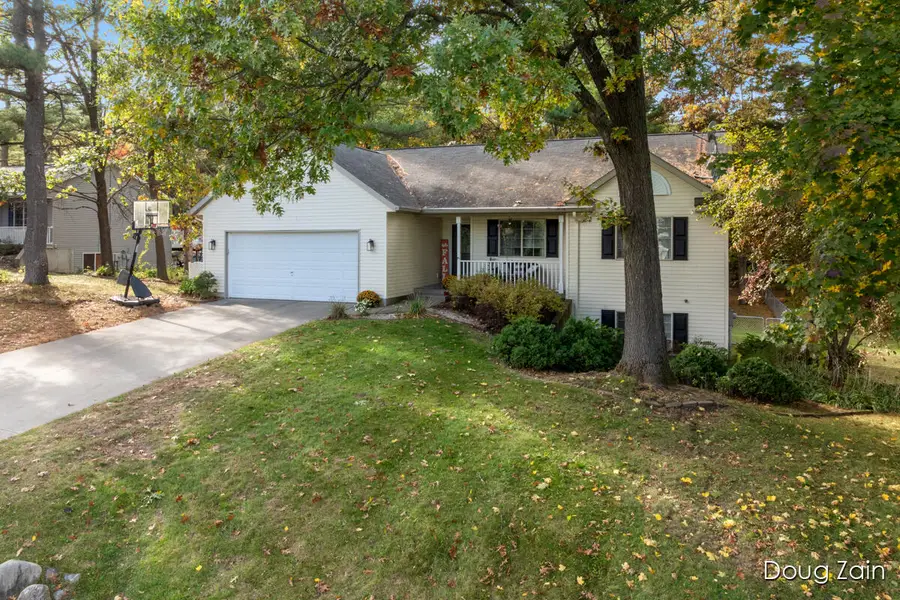7282 Mid Timber Drive, Greenville, MI 48838 - Image #2