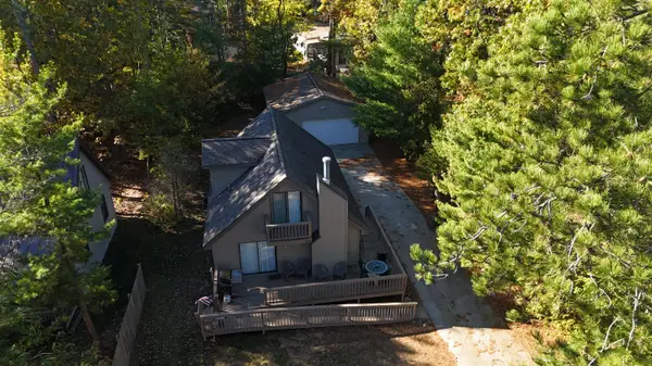 1733 N Lakeview Drive, Mears, MI 49436