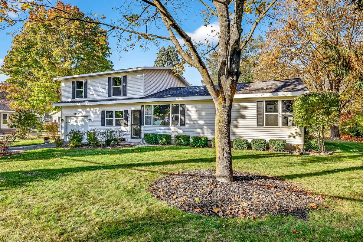 1934 E River Road, Muskegon, MI 49445 - Image #1