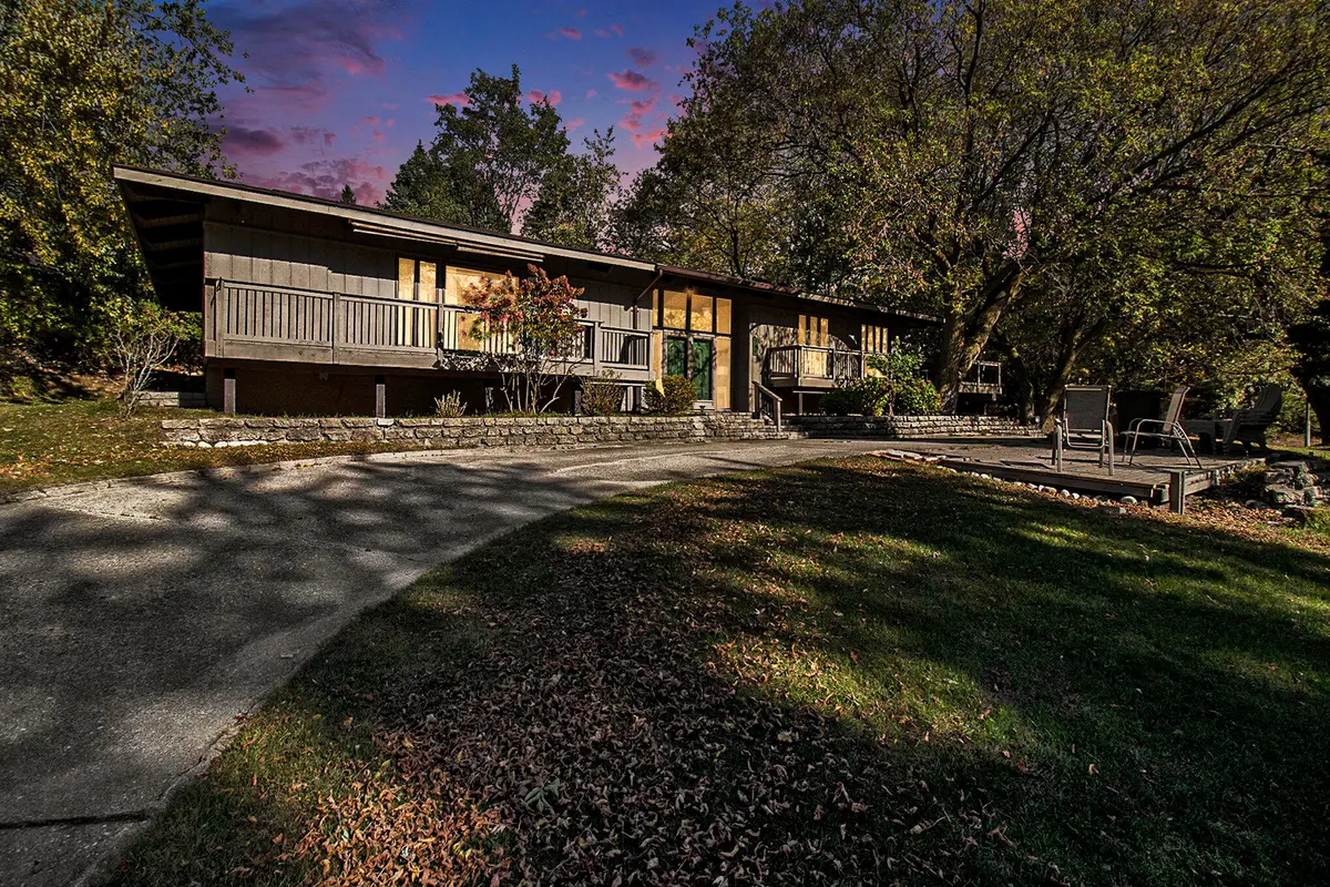 700 Mar-lawn Drive, Manistee, MI 49660 - Image #1