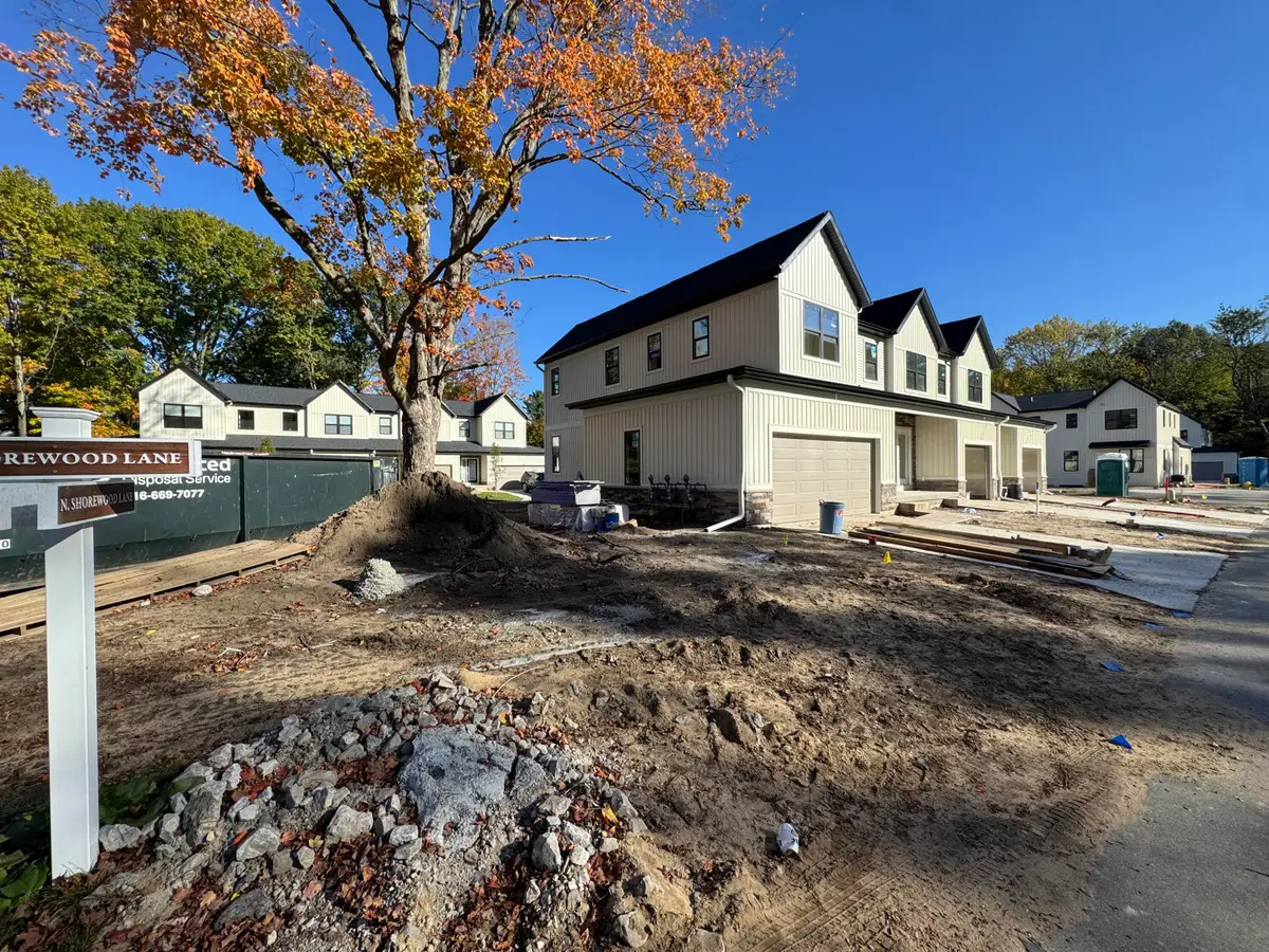 1989 S Shorewood Lane #25, Holland, MI 49423 - Image #1
