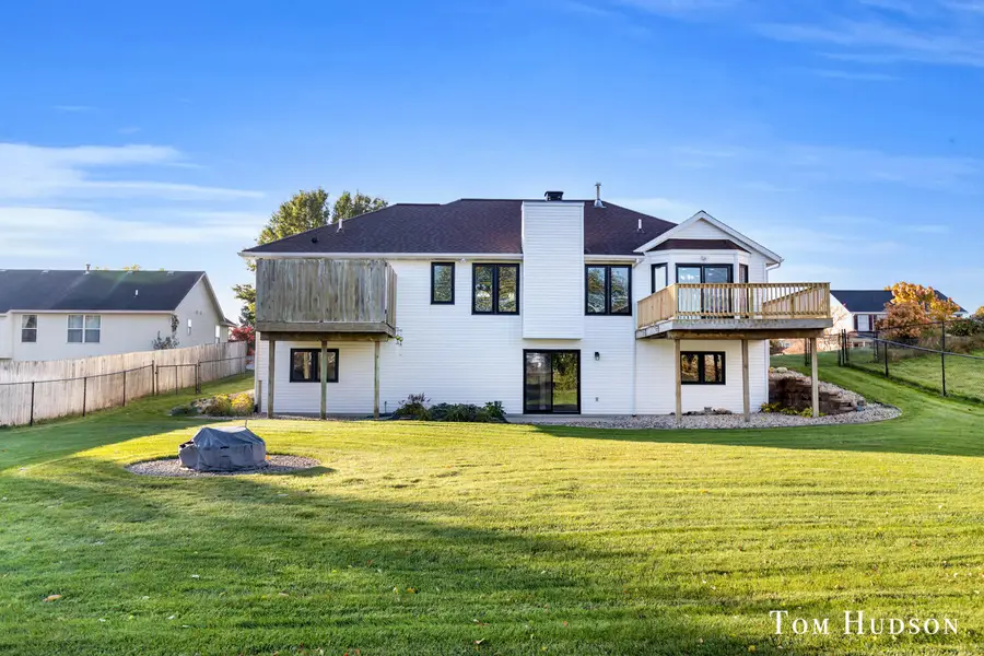 1647 Morning Dew Drive Sw, Byron Center, MI 49315 - Image #3