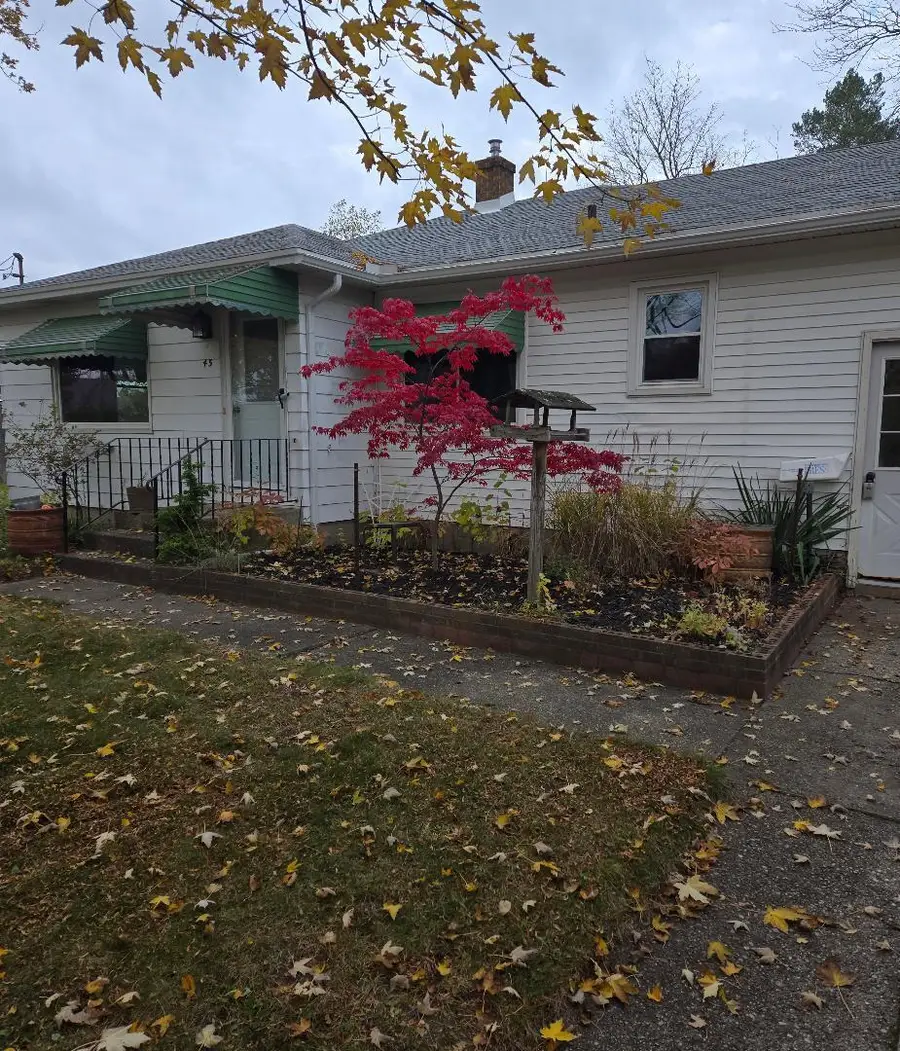 45 Daniel Street Se, Grand Rapids, MI 49548 - Image #2