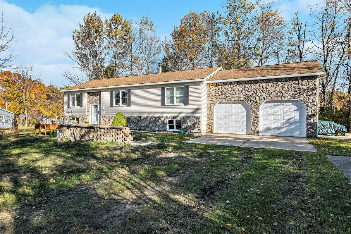 1021 Orchard Avenue, South Haven, MI 49090 - Image #1