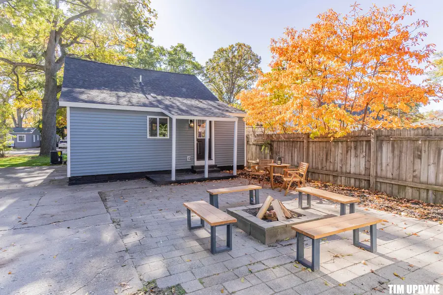 2432 Cutler Avenue, Muskegon, MI 49441 - Image #3