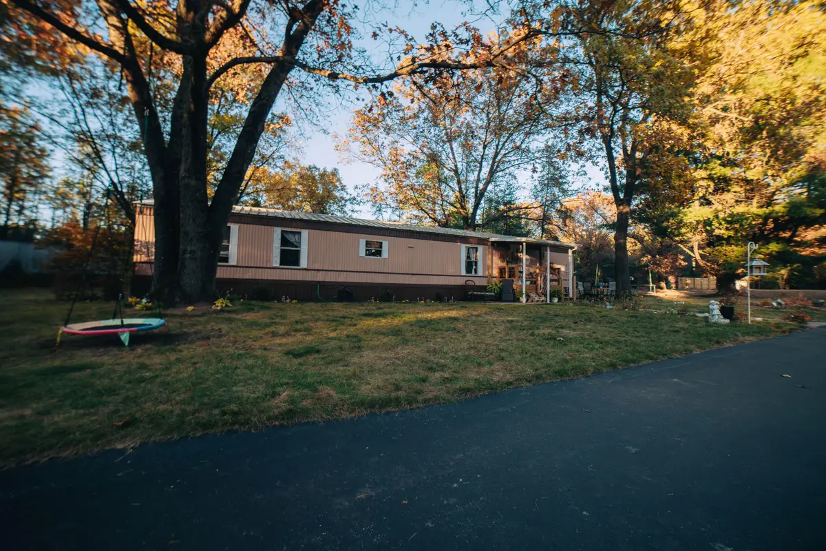 10674 W County Line Road, Newaygo, MI 49337 - Image #1