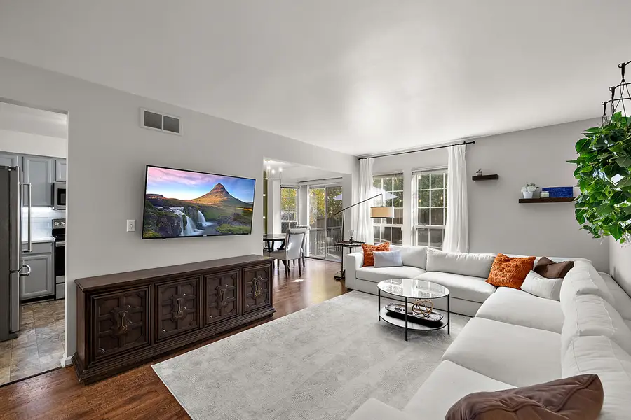 3073 Village Circle, Ann Arbor, MI 48108 - Image #3