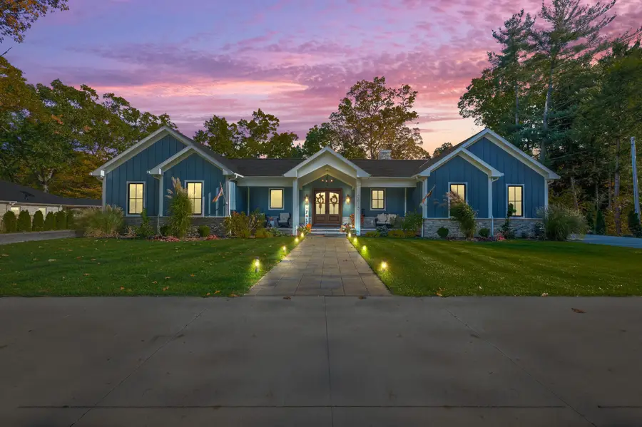 2815 Washington Avenue, Saint Joseph, MI 49085 - Image #3