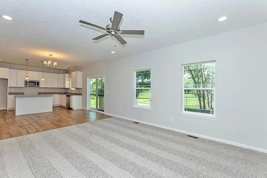 237 Grand River Circle, Jackson, MI 49201 - Image #3