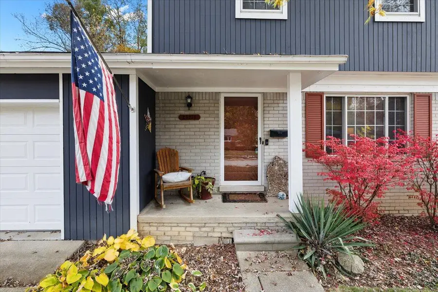 23218 Cora Avenue, Farmington Hills, MI 48336 - Image #2