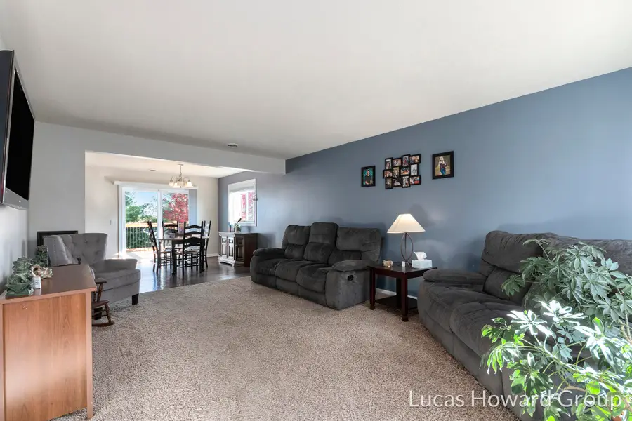 4655 Paris Ridge Avenue Se, Caledonia, MI 49316 - Image #2