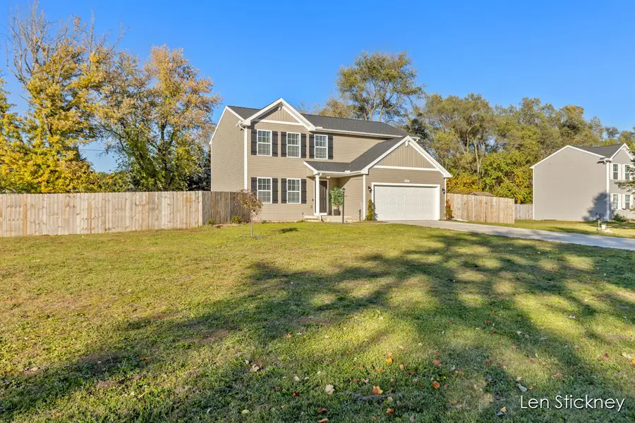 33610 Pinedale Lane, Gobles, MI 49055 - Image #2