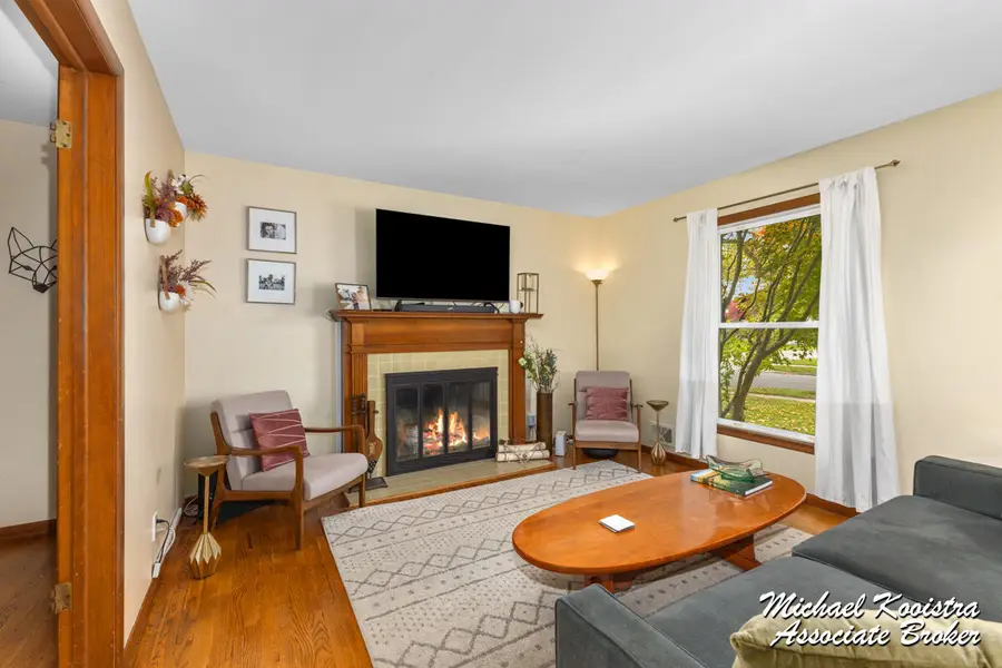 2236 Tecumseh Drive Se, Grand Rapids, MI 49506 - Image #3