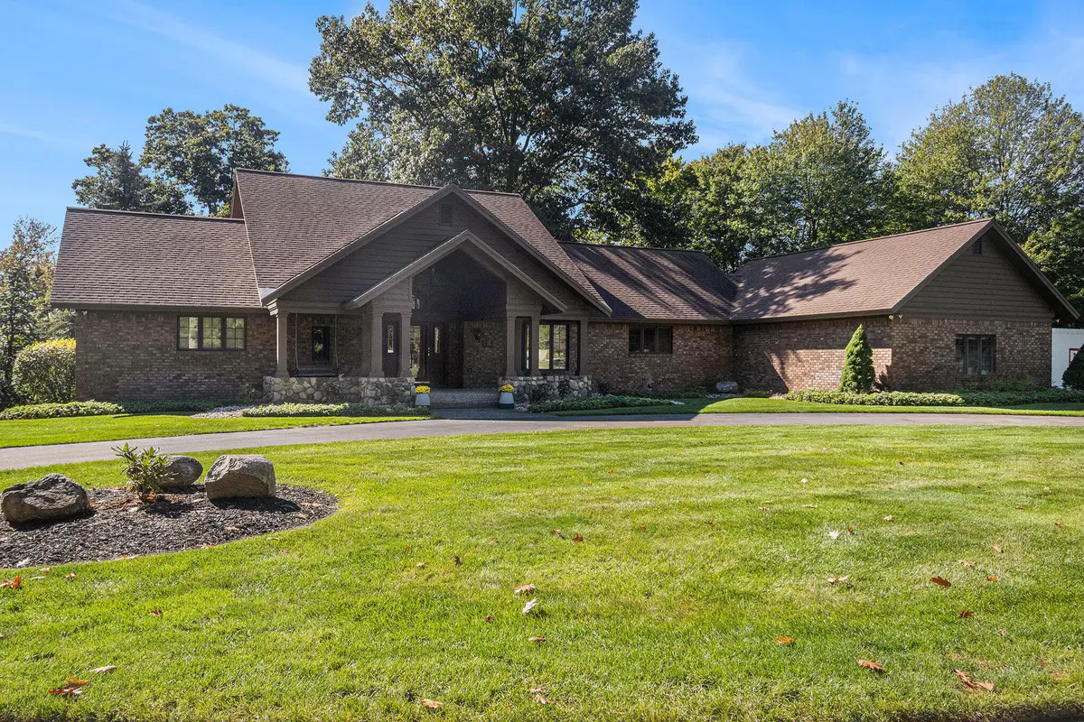 14700 Powderhorn Trail, Holland, MI 49424 - Image #1