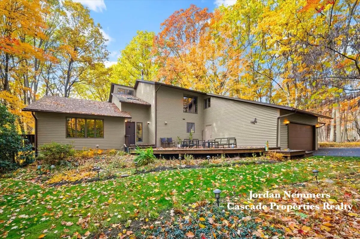 6030 Champagne Court Se, Grand Rapids, MI 49546 - Image #1