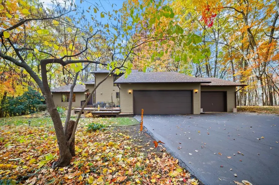 6030 Champagne Court Se, Grand Rapids, MI 49546 - Image #2