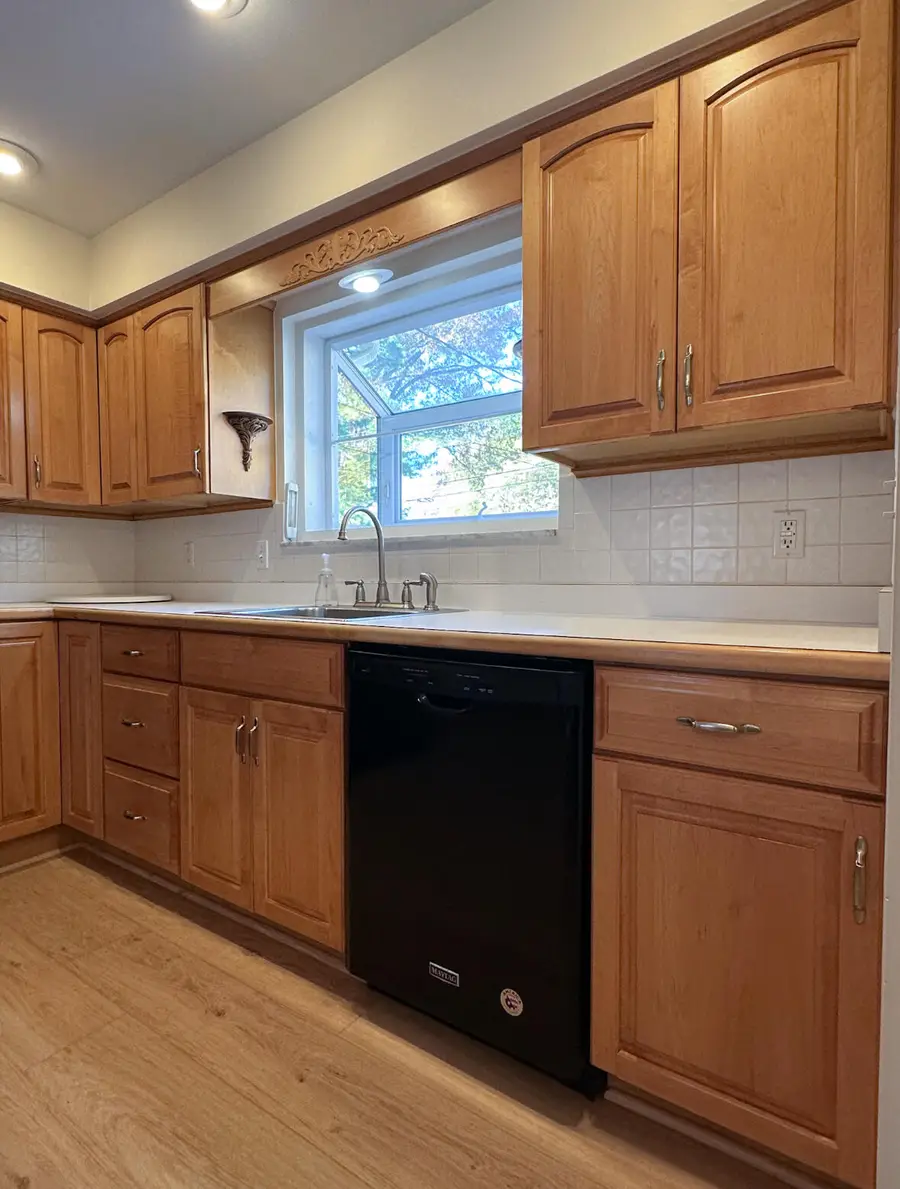 32950 Perth Street, Livonia, MI 48154 - Image #2