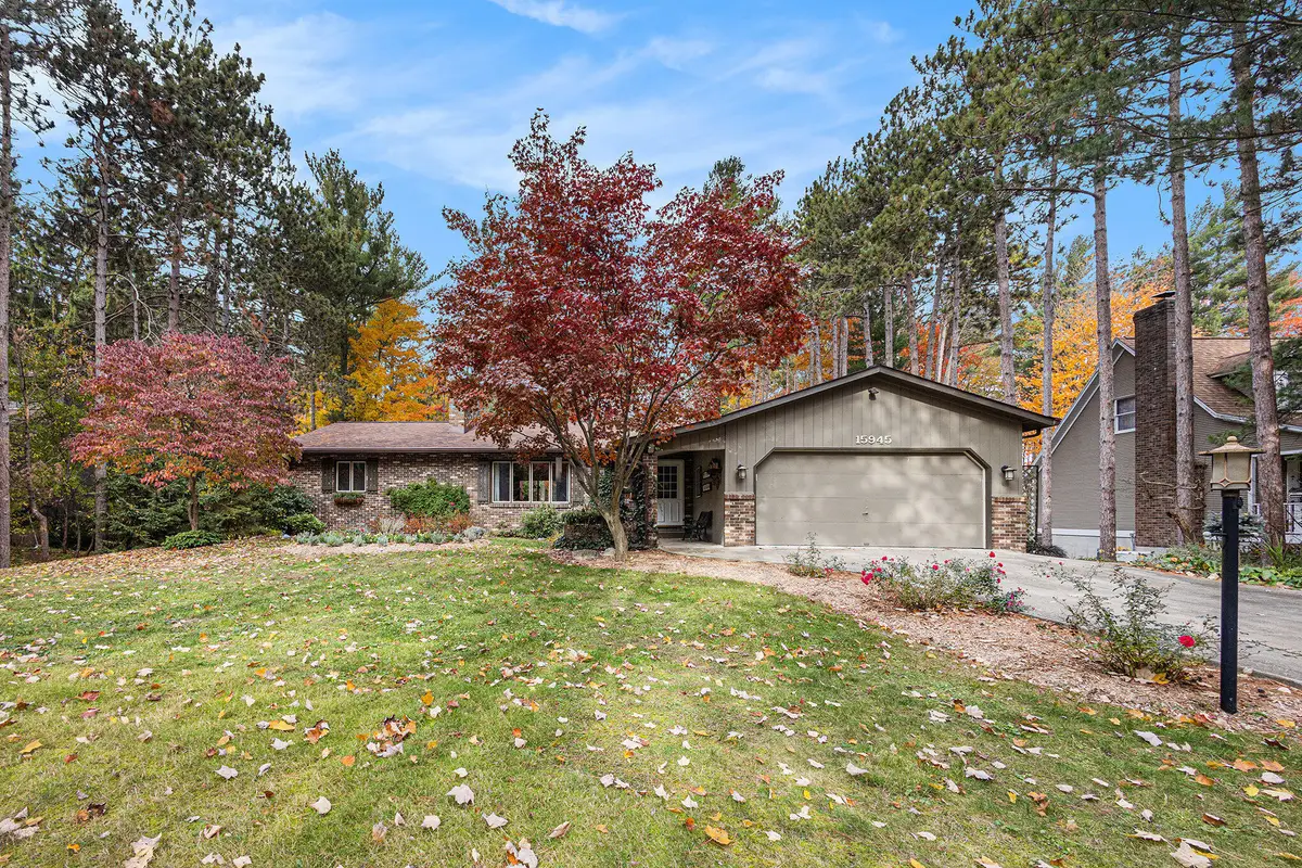 15945 Fendt Farm Drive, Holland, MI 49424 - Image #1