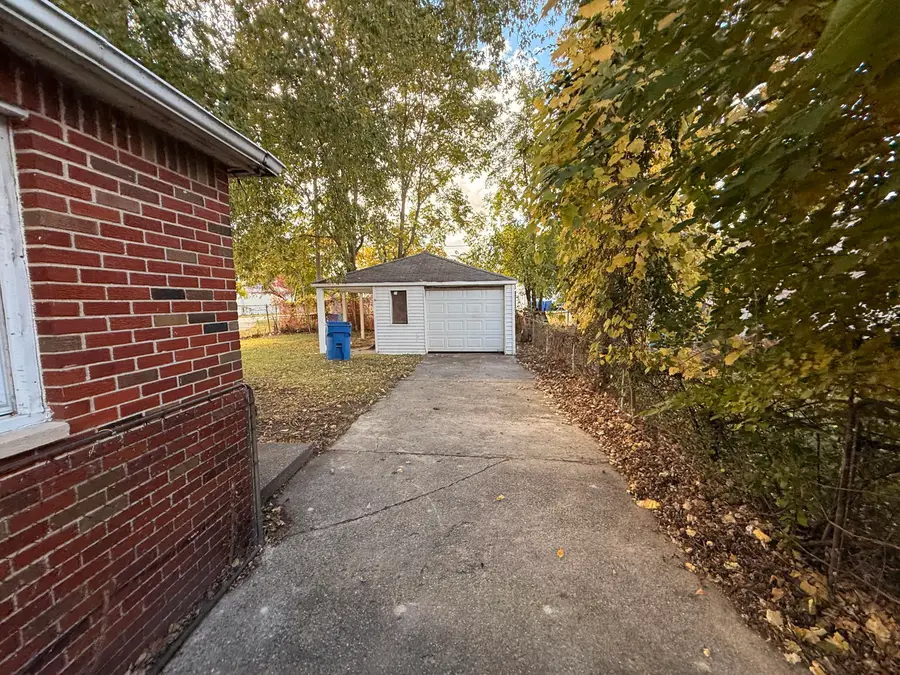 2216 Goulson Avenue, Warren, MI 48091 - Image #2