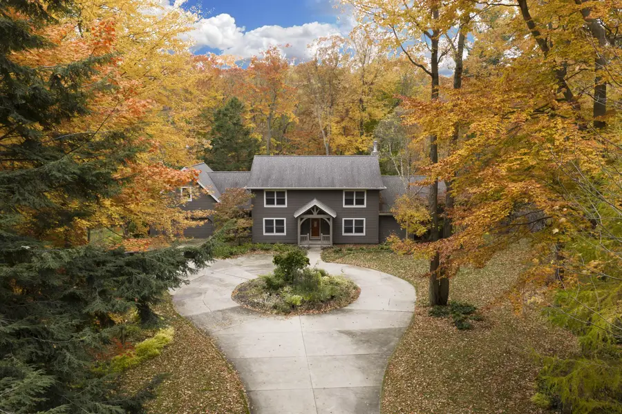 6142 Scenic Woods Circle N, Muskegon, MI 49445 - Image #2