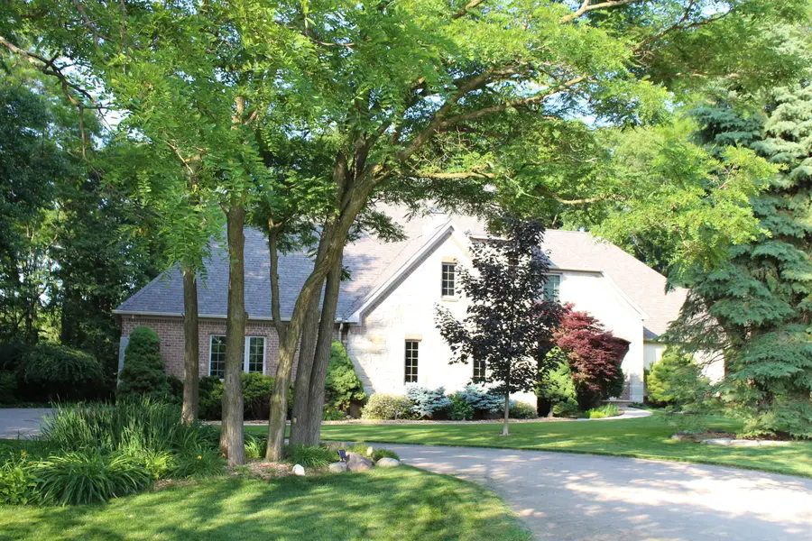 60 Timber Ridge Court, Milan, MI 48160 - Image #2