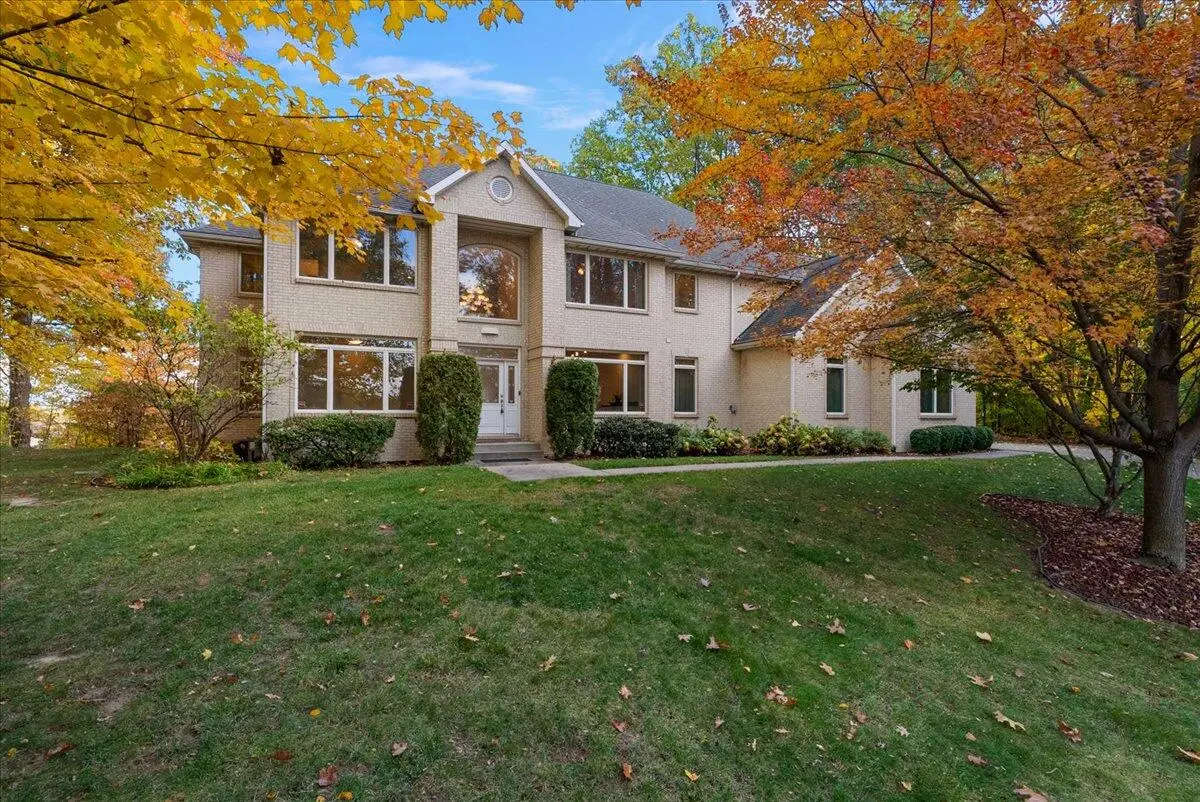 419 River Run Drive, Saint Joseph, MI 49085 - Image #1